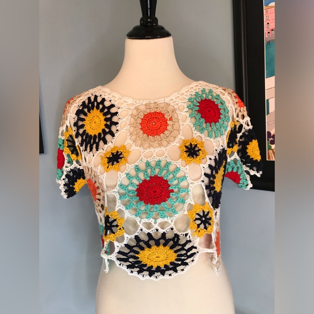 Floral Crochet Crop Top Sz M